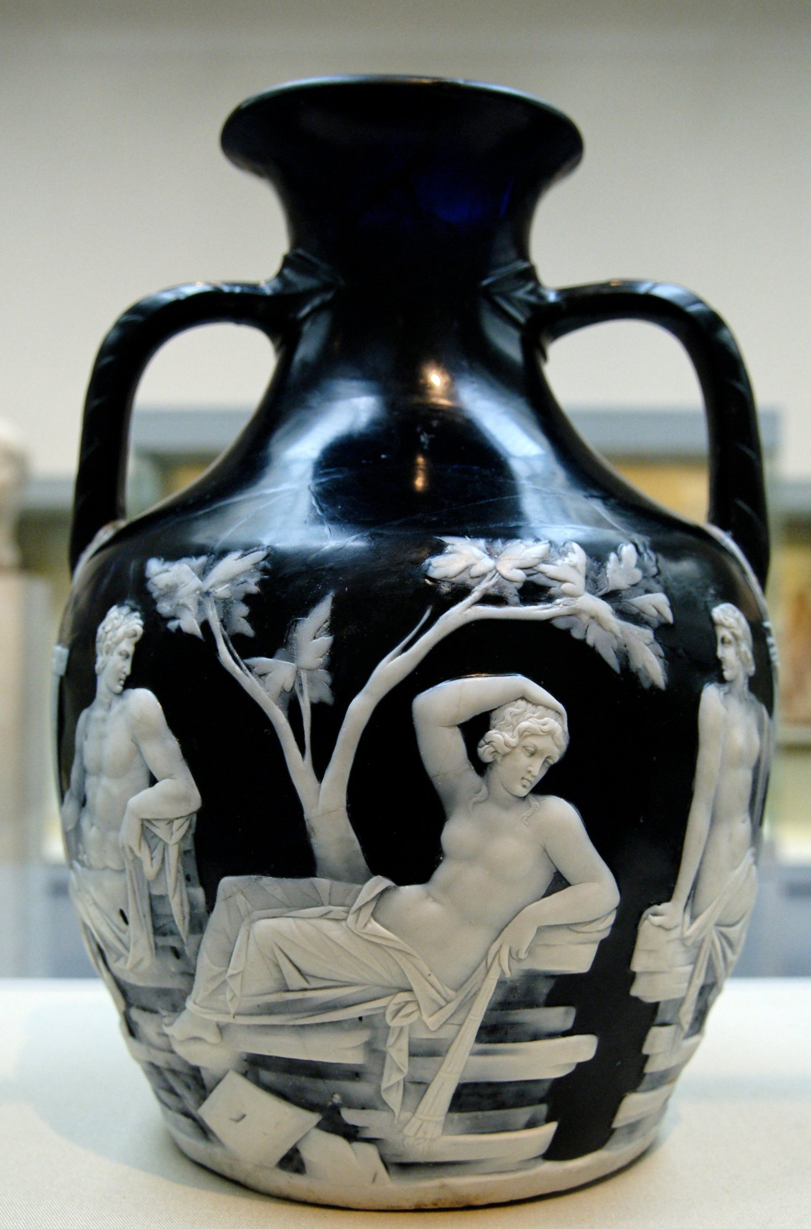 portland_vase_bm_gem4036_n4