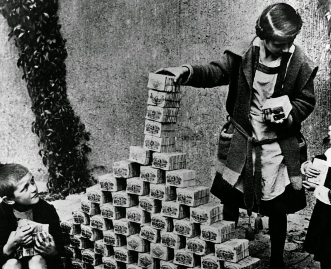 Children playing with stacks of hyperinflated currency during the Weimar Republic, 1922 Children playing with stacks of hyperinflated currency during the Weimar Republic, 1922