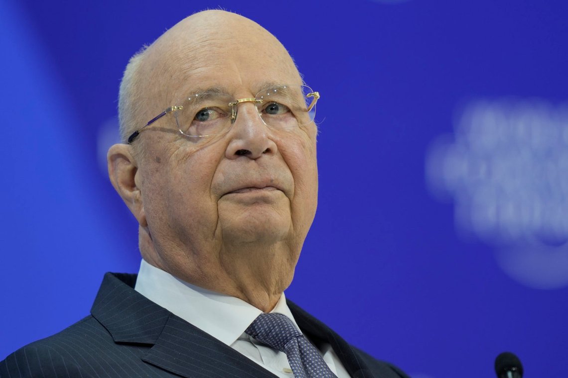 World Economic Forums (WEF) grunnlegger Klaus Schwab under åpeningen av Davos-møtet den 16. januar 2024. Foto: Markus Schreiber / AP / NTB. World Economic Forums (WEF) grunnlegger Klaus Schwab under åpeningen av Davos-møtet den 16. januar 2024. Foto: Markus Schreiber / AP / NTB.