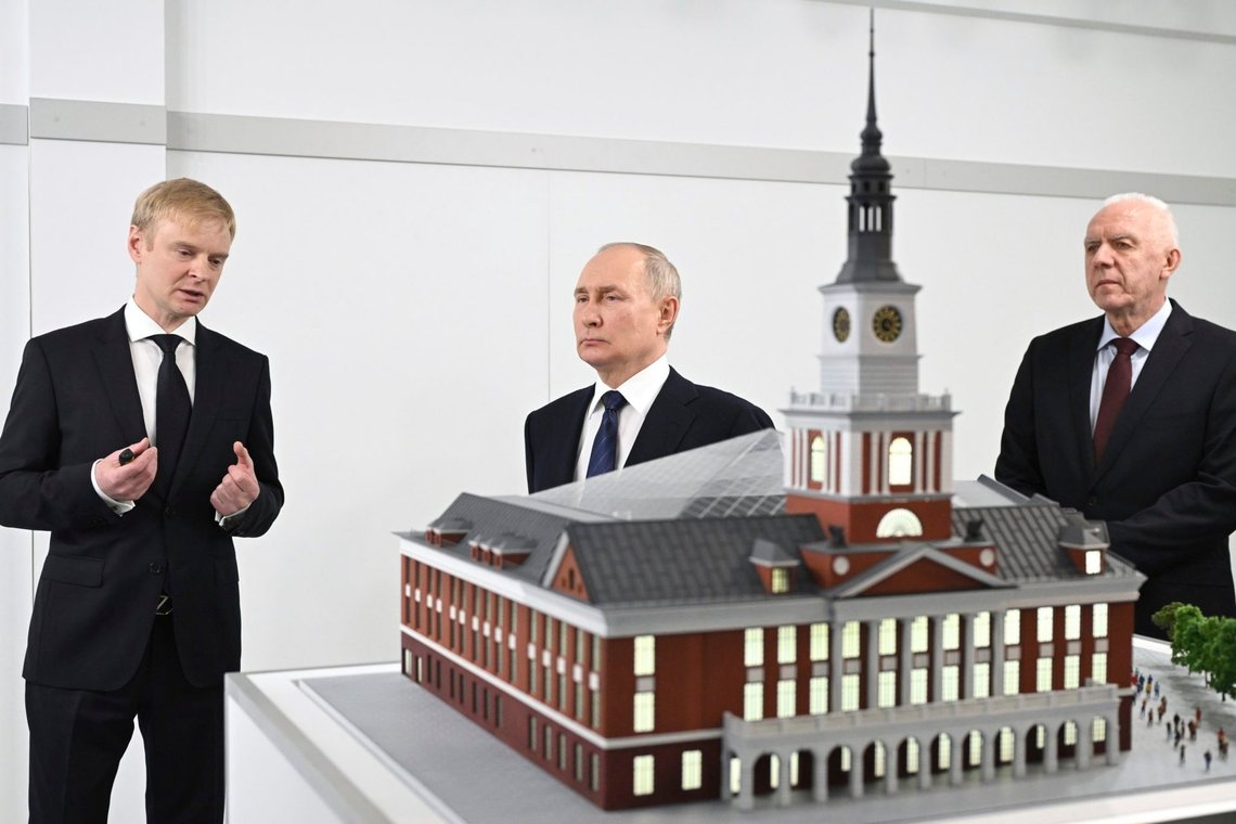 Russian President Vladimir Putin, center, accompanied by rector of the Immanuel Kant Baltic Federal University Alexander Fedorov, left, and Presidential Envoy to the Northwestern Federal District Alexander Gutsan, looks at a scale model of the proposed campus at Immanuel Kant Baltic Federal University in Kaliningrad, Russia, Thursday, Jan. 25, 2024. (Grigory Sysoyev, Sputnik, Kremlin Pool Photo via AP) Russian President Vladimir Putin, center, accompanied by rector of the Immanuel Kant Baltic Federal University Alexander Fedorov, left, and Presidential Envoy to the Northwestern Federal District Alexander Gutsan, looks at a scale model of the proposed campus at Immanuel Kant Baltic Federal University in Kaliningrad, Russia, Thursday, Jan. 25, 2024. (Grigory Sysoyev, Sputnik, Kremlin Pool Photo via AP)