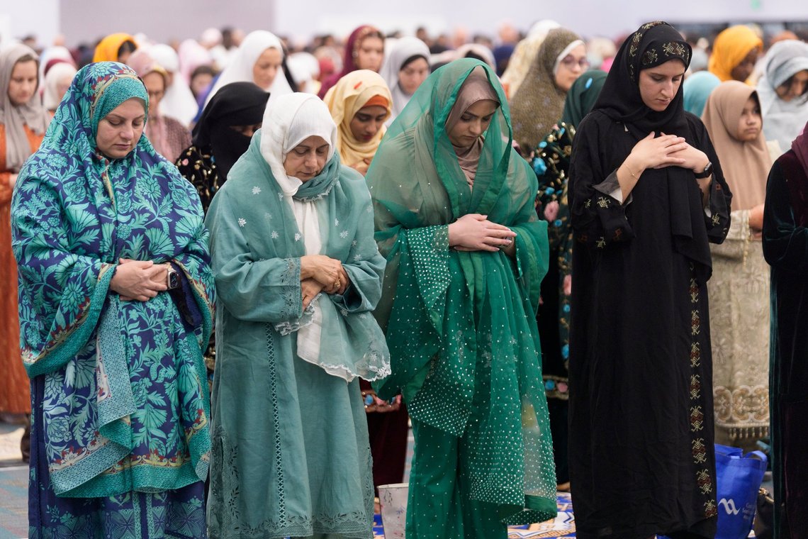 American Muslims women pray to mark the end of the holy month of Ramadan at Petree Hall in Los Angeles Wednesday, April 10, 2024. As the war in Gaza enters its seventh month, some Muslim and Arab American leaders have grown frustrated with outreach from President Joe Biden's White House. The fractured relationship could jeopardize the Democratic president's reelection campaign and help pave the way for Republican Donald Trump to return to the White House. (AP Photo/Damian Dovarganes) American Muslims women pray to mark the end of the holy month of Ramadan at Petree Hall in Los Angeles Wednesday, April 10, 2024. As the war in Gaza enters its seventh month, some Muslim and Arab American leaders have grown frustrated with outreach from President Joe Biden's White House. The fractured relationship could jeopardize the Democratic president's reelection campaign and help pave the way for Republican Donald Trump to return to the White House. (AP Photo/Damian Dovarganes)