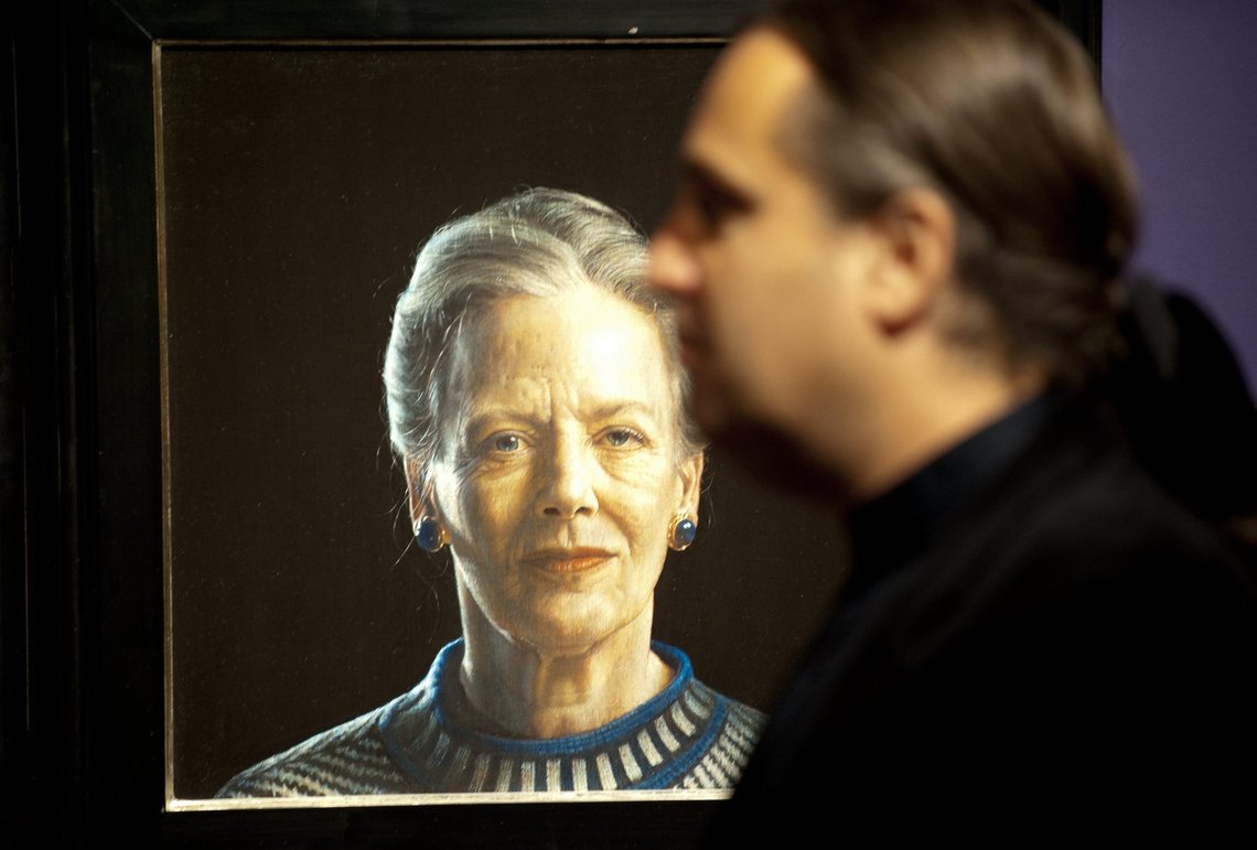 Fotos fra udstillingen 'En dronning og hendes familie' på Trapholt Kunstmuseum i Kolding. Udstillingen kan ses frem til 24. februar 2013. Maleri lavet af Thomas Kluge. (Foto: CLAUS FISKER/Scanpix 2012) Fotos fra udstillingen 'En dronning og hendes familie' på Trapholt Kunstmuseum i Kolding. Udstillingen kan ses frem til 24. februar 2013. Maleri lavet af Thomas Kluge. (Foto: CLAUS FISKER/Scanpix 2012)