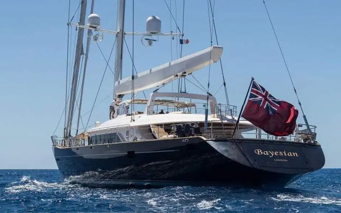 Mike Lynchs luksusyacht Bayesian sank ud for Siciliens kyst for næsten to uger siden. Foto fra Twitter/X Mike Lynchs luksusyacht Bayesian sank ud for Siciliens kyst for næsten to uger siden. Foto fra Twitter/X