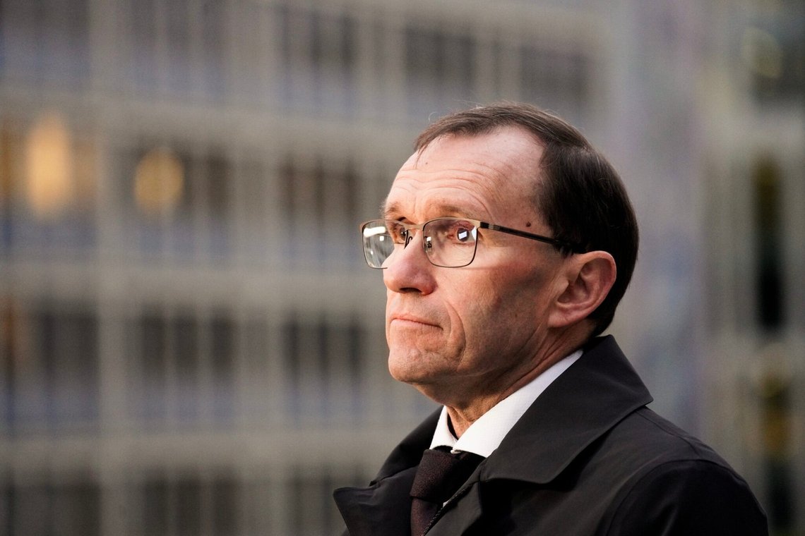 Oslo 20241007. Udenrigsminister Espen Barth Eide møder pressen uden for Udenrigsministeriet i forbindelse med etårsdagen for 7. oktober og situationen i Mellemøsten. Foto: Thomas Fure / NTB Oslo 20241007. Udenrigsminister Espen Barth Eide møder pressen uden for Udenrigsministeriet i forbindelse med etårsdagen for 7. oktober og situationen i Mellemøsten. Foto: Thomas Fure / NTB