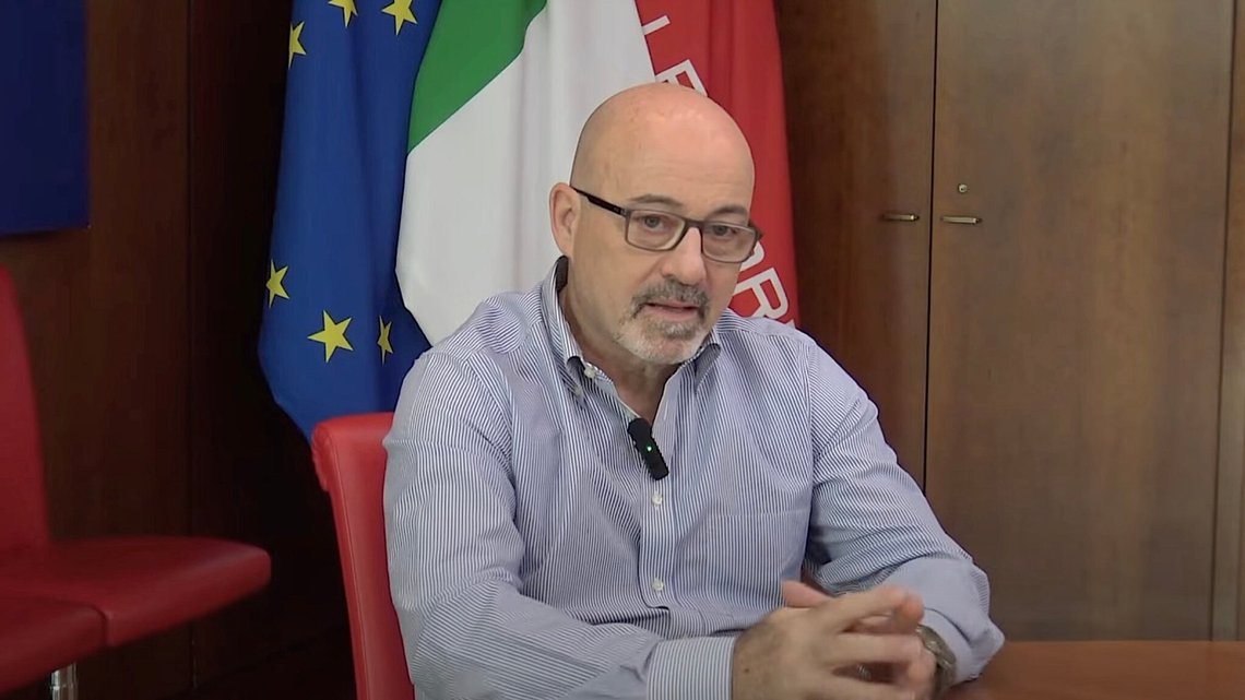 Roberto Cingolani. Stillbilde: Aliseo / YouTube. Roberto Cingolani. Stillbilde: Aliseo / YouTube.