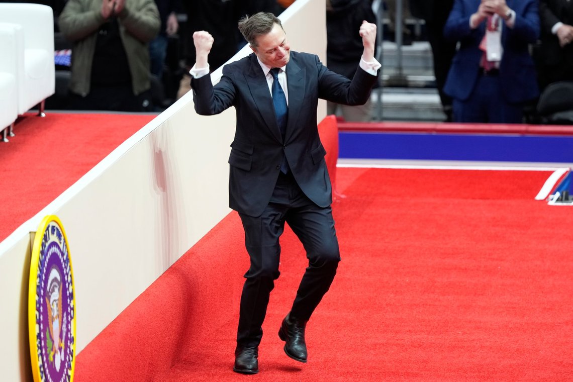 Elon Musk arrives on stage to speak at an indoor Presidential Inauguration parade event in Washington, Monday, Jan. 20, 2025. (AP Photo/Susan Walsh) Elon Musk arrives on stage to speak at an indoor Presidential Inauguration parade event in Washington, Monday, Jan. 20, 2025. (AP Photo/Susan Walsh)