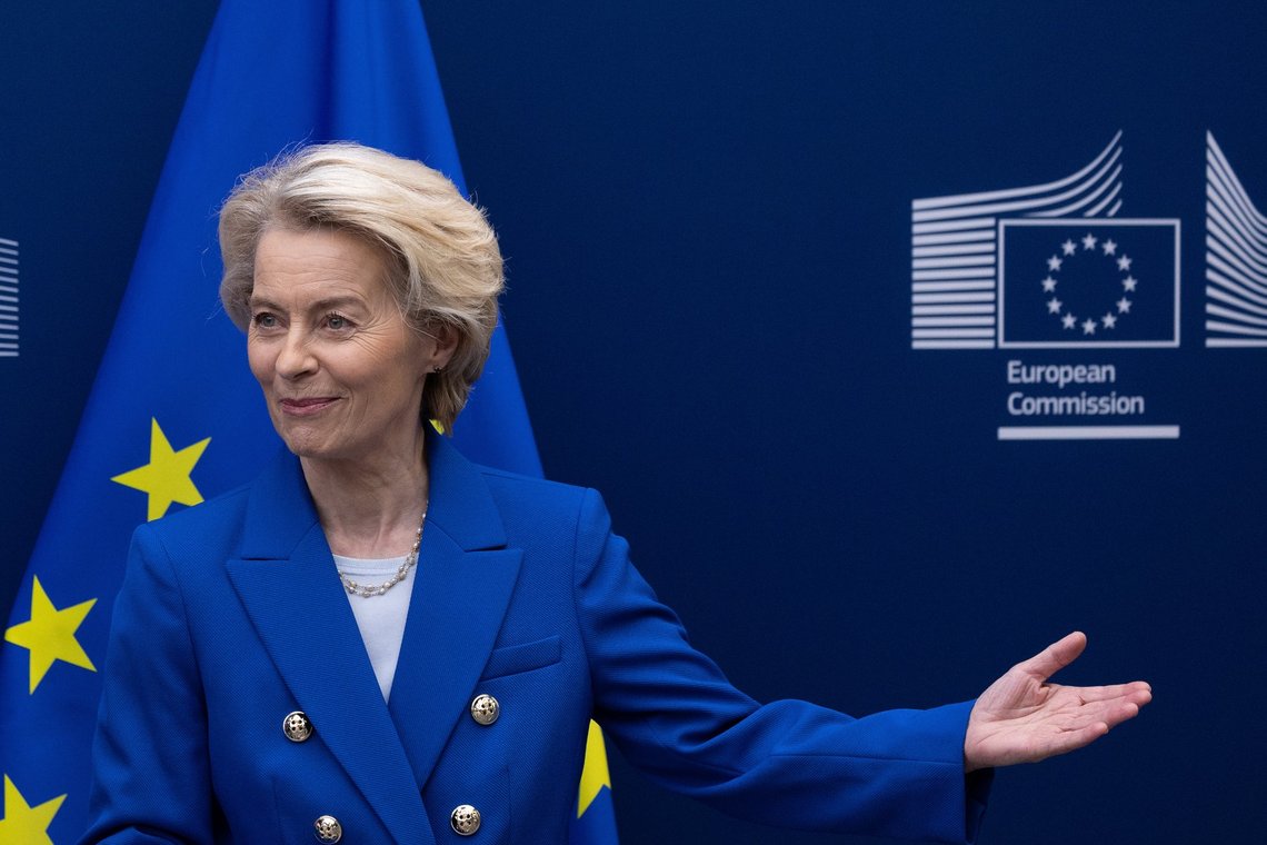 Europa-Kommissionens formand Ursula von der Leyen før et møde med Islands premierminister Kristrun Frostadottir i EU's hovedkvarter i Bryssel, 9. april 2025. Foto: Omar Havana, AP-NTB. Europa-Kommissionens formand Ursula von der Leyen før et møde med Islands premierminister Kristrun Frostadottir i EU's hovedkvarter i Bryssel, 9. april 2025. Foto: Omar Havana, AP-NTB.