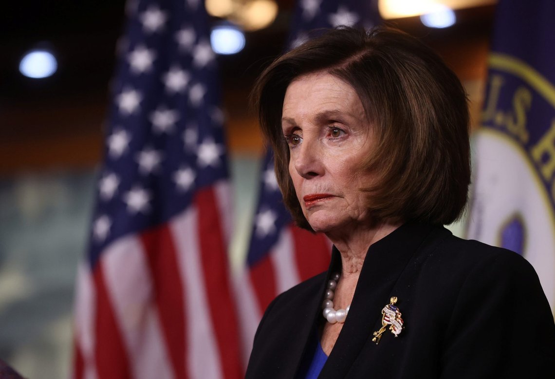 Den amerikanske formand for Repræsentanternes Hus, Nancy Pelosi, diskuterer Trump-administrationens forslag til fredsplan for Mellemøsten under en pressekonference i den amerikanske kongresbygning i Washington, USA, den 28. januar 2020. REUTERS/Jonathan Ernst Den amerikanske formand for Repræsentanternes Hus, Nancy Pelosi, diskuterer Trump-administrationens forslag til fredsplan for Mellemøsten under en pressekonference i den amerikanske kongresbygning i Washington, USA, den 28. januar 2020. REUTERS/Jonathan Ernst