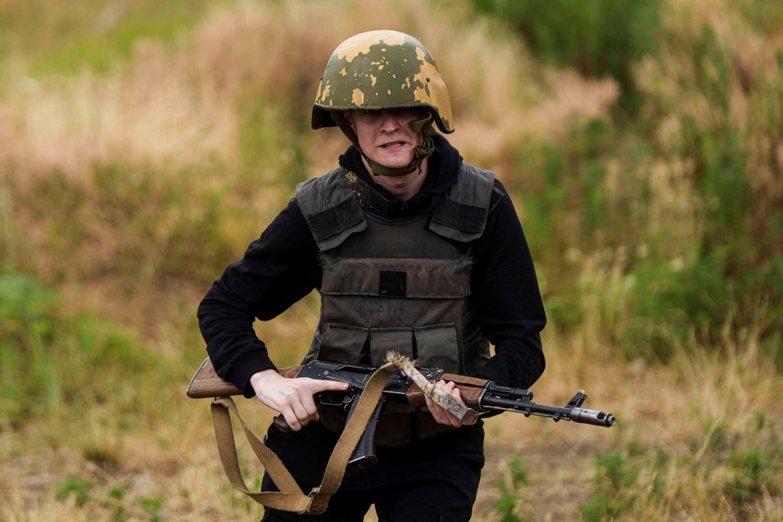 A Ukrainian 3rd Assault Brigade recruit runs to take a position during a training at the polygon in Kyiv region, Ukraine, on Wednesday, July 16, 2025. (AP Photo/Evgeniy Maloletka) A Ukrainian 3rd Assault Brigade recruit runs to take a position during a training at the polygon in Kyiv region, Ukraine, on Wednesday, July 16, 2025. (AP Photo/Evgeniy Maloletka)