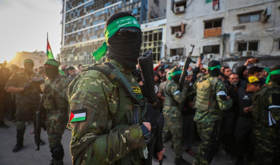 Medlemmer af Qassam-brigaderne, Hamas' væbnede fløj, under en frigivelse af nogle israelske gidsler i Gaza den 19. januar 2025. Foto: Abed Hajjar / AP / NTB. Medlemmer af Qassam-brigaderne, Hamas' væbnede fløj, under en frigivelse af nogle israelske gidsler i Gaza den 19. januar 2025. Foto: Abed Hajjar / AP / NTB.