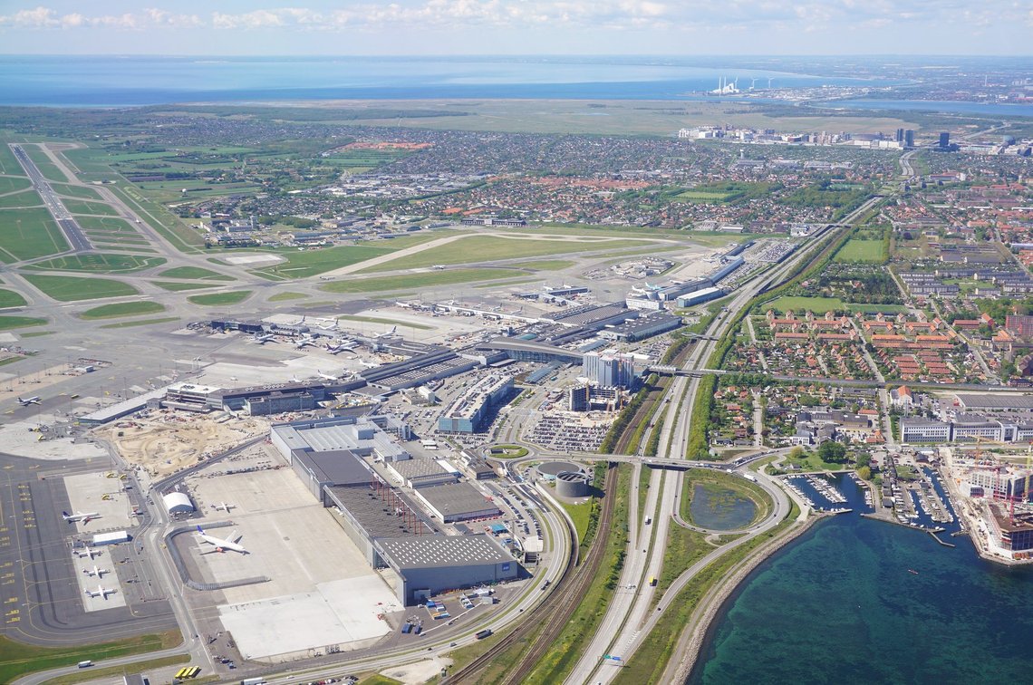 Pigen blev bortført fra Sverige, men reddet af dansk politi i Kastrup Lufthavn. Foto: kallerna /CC BY-SA 4.0/ Wikimedia Pigen blev bortført fra Sverige, men reddet af dansk politi i Kastrup Lufthavn. Foto: kallerna /CC BY-SA 4.0/ Wikimedia