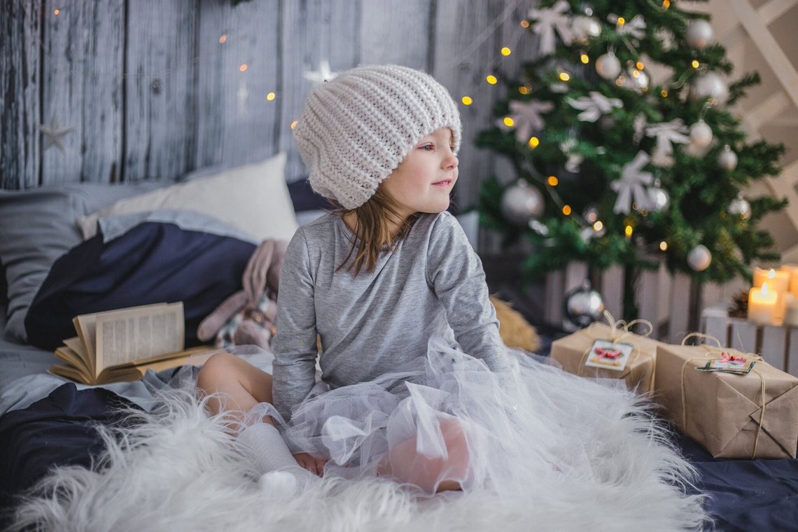 Juleaften er årets vigtigste højtid for de fleste nordmænd, især for børn, der glæder sig til den i ugevis. Billedet viser ikke en stedsegrøn plante, men et juletræ. Foto: Pixabay Juleaften er årets vigtigste højtid for de fleste nordmænd, især for børn, der glæder sig til den i ugevis. Billedet viser ikke en stedsegrøn plante, men et juletræ. Foto: Pixabay