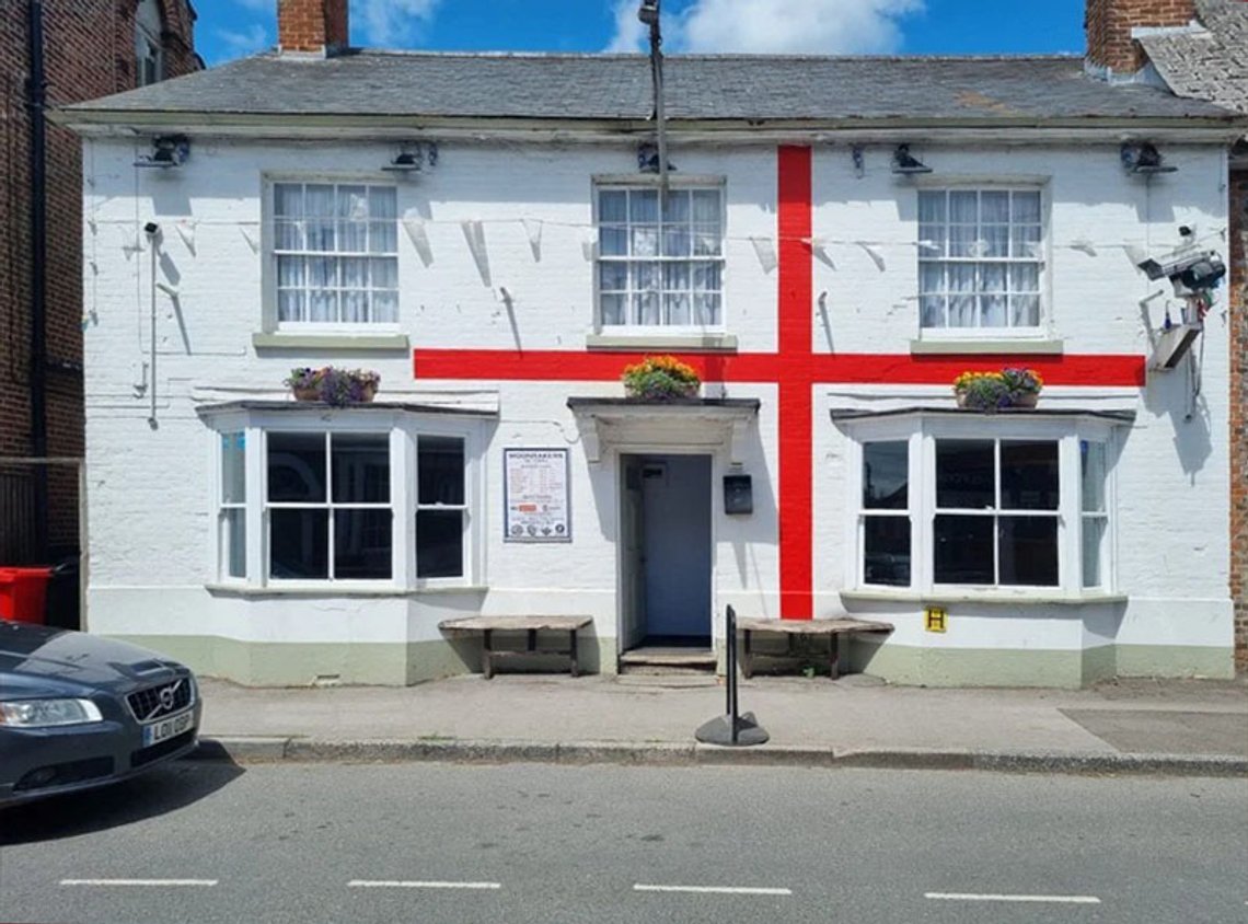 Det britiske flag er ikke velkomment blandt britiske politikere. Foto: Moonrakers Inn Det britiske flag er ikke velkomment blandt britiske politikere. Foto: Moonrakers Inn