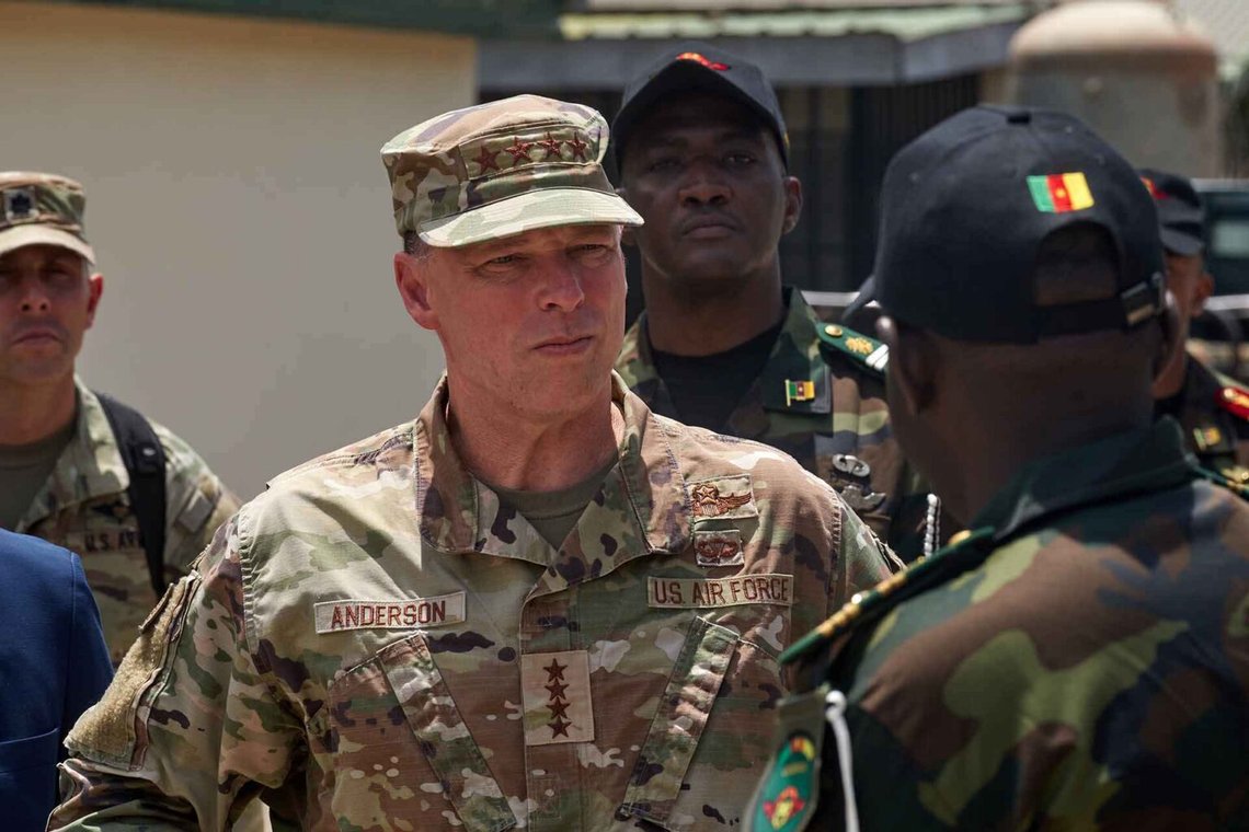I juni 2025 annoncerede Pete Hegseth, at general Dagvin R.M. Anderson var præsident Donald Trumps nominering til at blive chef for United States Africa Command. Han er den syvende chef for AFRICOM, som har hovedkvarter i Stuttgart, Tyskland. Foto: U.S. Marine Corps foto af Gunnery Sgt. Donato Maffin I juni 2025 annoncerede Pete Hegseth, at general Dagvin R.M. Anderson var præsident Donald Trumps nominering til at blive chef for United States Africa Command. Han er den syvende chef for AFRICOM, som har hovedkvarter i Stuttgart, Tyskland. Foto: U.S. Marine Corps foto af Gunnery Sgt. Donato Maffin
