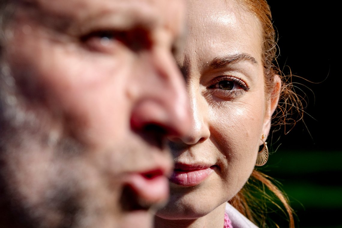 Martin Lidegaard (RV) og Samira Nawa (RV) efter regeringsforhandlinger på Marienborg i Kongens Lyngby, onsdag den 22. april 2026.. (Foto: Mads Claus Rasmussen/Ritzau Scanpix) Martin Lidegaard (RV) og Samira Nawa (RV) efter regeringsforhandlinger på Marienborg i Kongens Lyngby, onsdag den 22. april 2026.. (Foto: Mads Claus Rasmussen/Ritzau Scanpix)