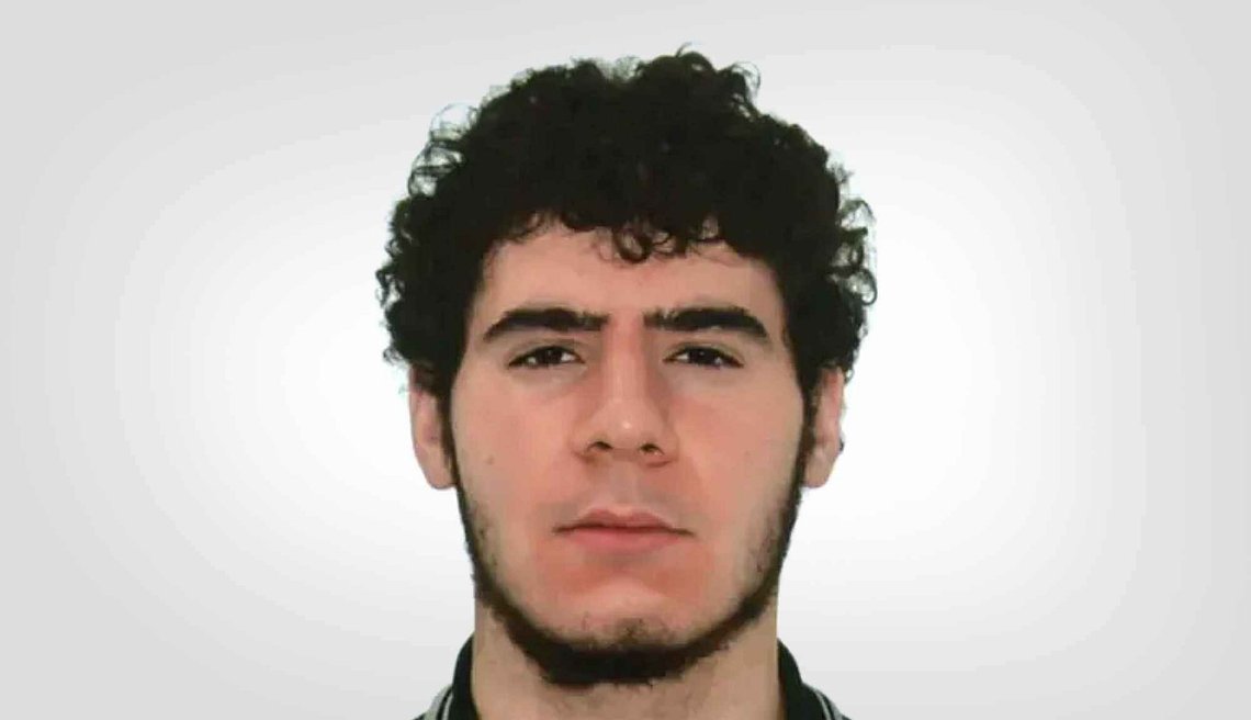 Politiet spekulerer nu på, om Abdul Ballout (21) havde en medskyldig og frygter nye terrorangreb. (Foto: Tysk politi) Politiet spekulerer nu på, om Abdul Ballout (21) havde en medskyldig og frygter nye terrorangreb. (Foto: Tysk politi)