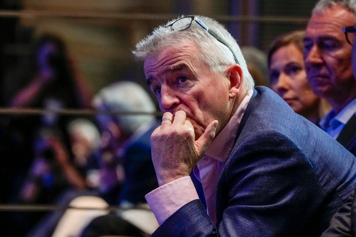 Ryanairs koncernchef Michael O’Leary i salen, inden han skal på scenen. Oljefondet arrangerer Investeringskonferencen 2026 med temaet »Hvad kendetegner en vinderkultur?«. Konferencen afholdes i Norges Bank i Oslo. Foto: Ole Berg-Rusten / NTB. Ryanairs koncernchef Michael O’Leary i salen, inden han skal på scenen. Oljefondet arrangerer Investeringskonferencen 2026 med temaet »Hvad kendetegner en vinderkultur?«. Konferencen afholdes i Norges Bank i Oslo. Foto: Ole Berg-Rusten / NTB.