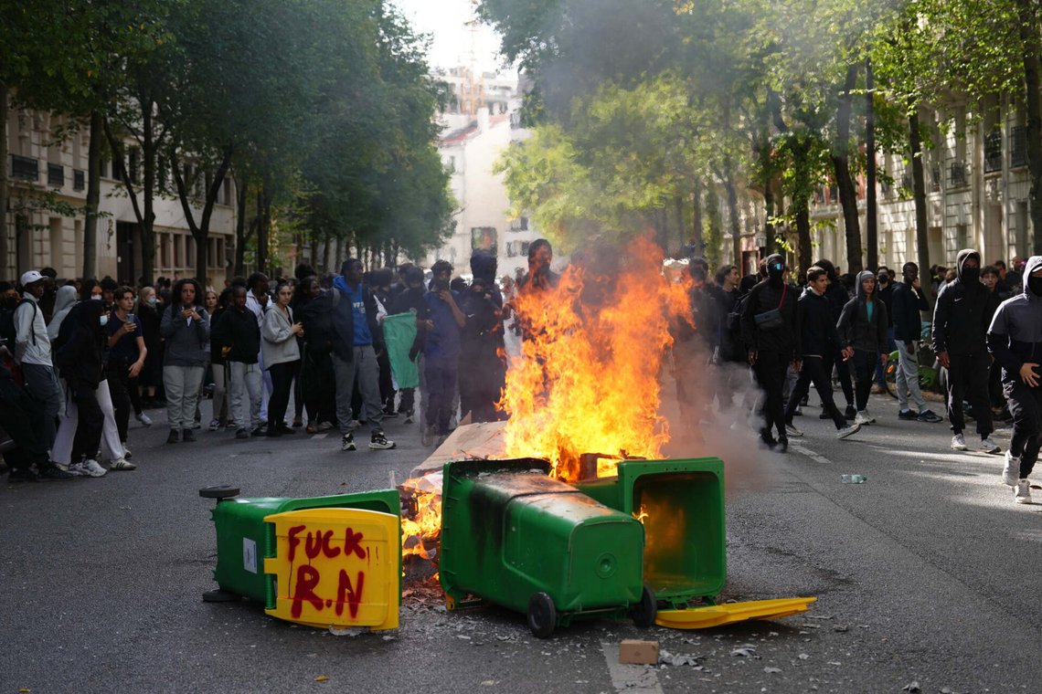 EDS NOTE: OBSCENITY - Students burn garbage bins as they protest against under-resourced schools, in Paris, Friday, Oct. 2, 2026. (AP Photo/Aurelien Morissard) EDS NOTE: OBSCENITY - Students burn garbage bins as they protest against under-resourced schools, in Paris, Friday, Oct. 2, 2026. (AP Photo/Aurelien Morissard)