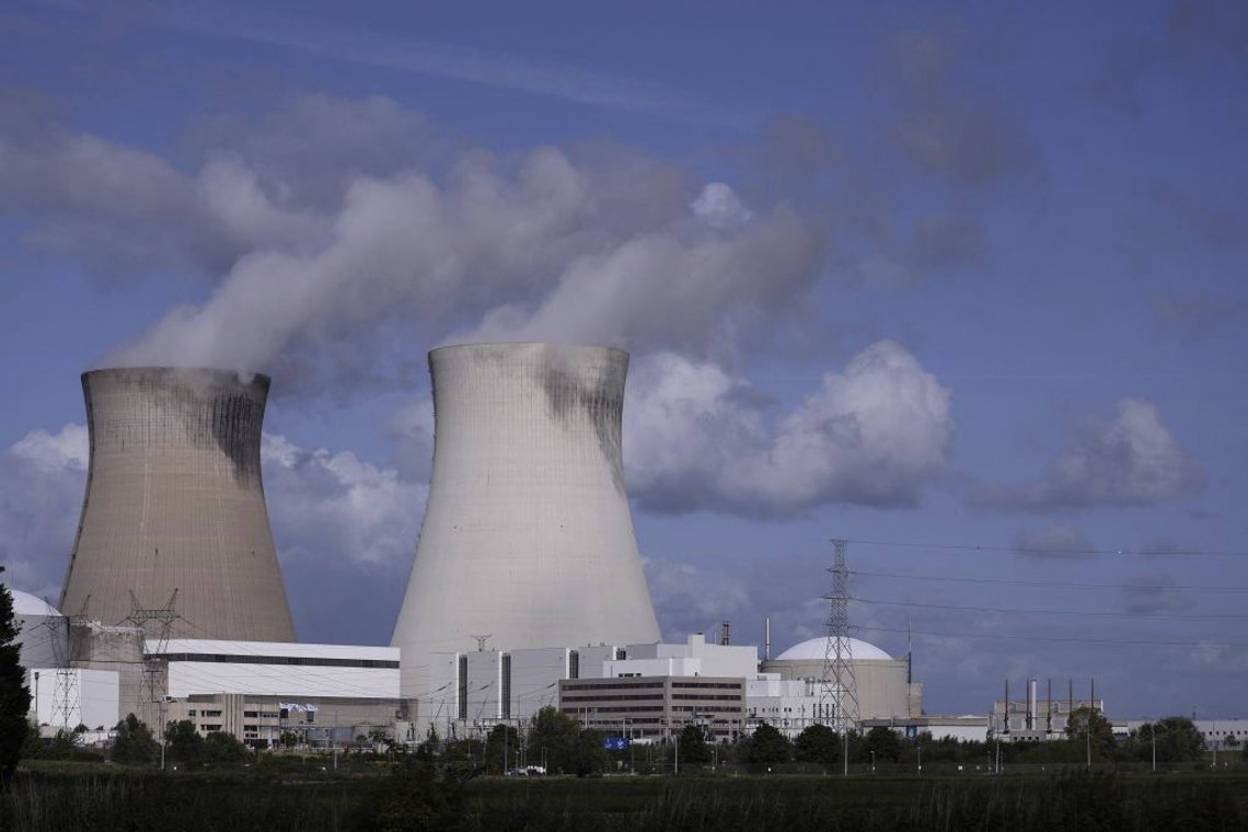 Belgium's energy situation is dramatic. Security of energy supply seems, for some officials, to be an abstract concept. It is anything but. In practice, when energy security is not guaranteed, it means blackouts and an explosion in energy costs, as well as, for many, having to choose between "heat or eat". Pictured: The Doel nuclear plant in the Port of Antwerp, Belgium. (Photo by Kenzo Tribouillard/AFP via Getty Images) Belgium's energy situation is dramatic. Security of energy supply seems, for some officials, to be an abstract concept. It is anything but. In practice, when energy security is not guaranteed, it means blackouts and an explosion in energy costs, as well as, for many, having to choose between "heat or eat". Pictured: The Doel nuclear plant in the Port of Antwerp, Belgium. (Photo by Kenzo Tribouillard/AFP via Getty Images)