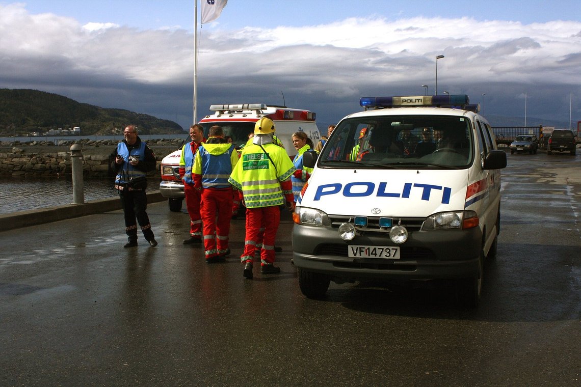 Police and Ambulance services in action. illustration image : Trondheim Havn from Trondheim, Norway, CC BY-SA 2.0, Wikimedia Commons Police and Ambulance services in action. illustration image : Trondheim Havn from Trondheim, Norway, CC BY-SA 2.0, Wikimedia Commons