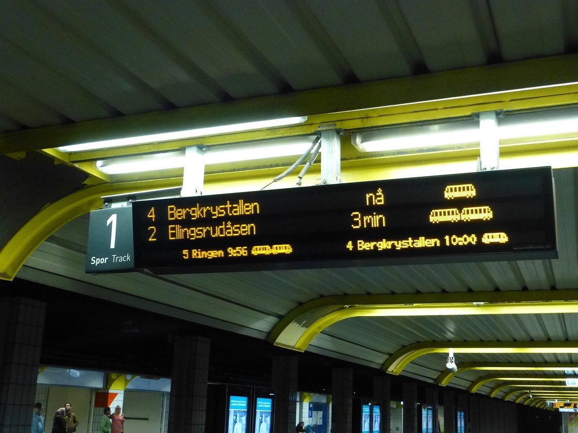 Information board on Grønland Station in Oslo. Photo: Leif Jørgensen, CC BY-SA 3.0 , Wikimedia Commons Information board on Grønland Station in Oslo. Photo: Leif Jørgensen, CC BY-SA 3.0 , Wikimedia Commons