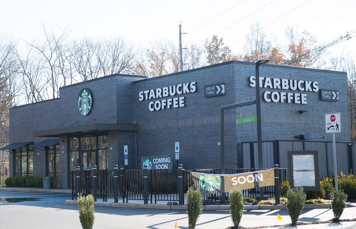 New Jersey, NJ, November 25 2018:Starbucks Coffee store front. Photo: Shutterstock by Helen89, United States. New Jersey, NJ, November 25 2018:Starbucks Coffee store front. Photo: Shutterstock by Helen89, United States.