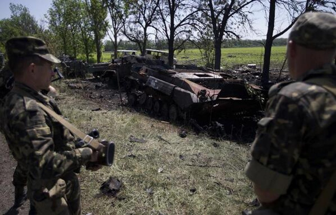 Ukrainian soldiers near Blahodatne, a small village they claim to have recaptured. Photo: Screenshot / Twitter Ukrainian soldiers near Blahodatne, a small village they claim to have recaptured. Photo: Screenshot / Twitter