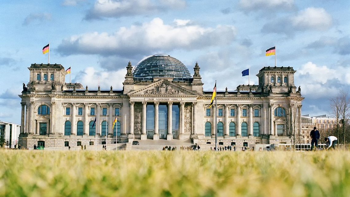 The Reichstag Building, the seat of the German Bundestag (© German Bundestag/S. Neumann) The Reichstag Building, the seat of the German Bundestag (© German Bundestag/S. Neumann)