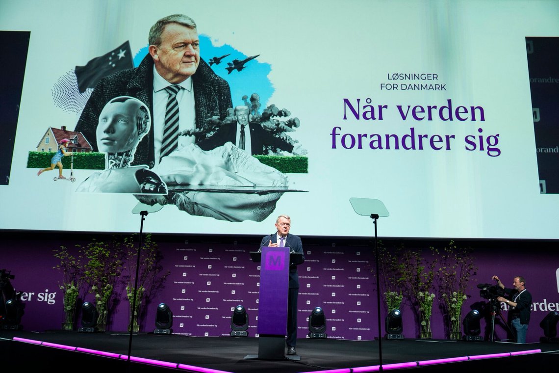 Lars Løkke Rasmussen taler på scenen ved Moderaternes årsmøde i Bella Center i København lørdag den 22. marts 2025. (Foto: Martin Sylvest/Ritzau Scanpix 2025) Lars Løkke Rasmussen taler på scenen ved Moderaternes årsmøde i Bella Center i København lørdag den 22. marts 2025. (Foto: Martin Sylvest/Ritzau Scanpix 2025)