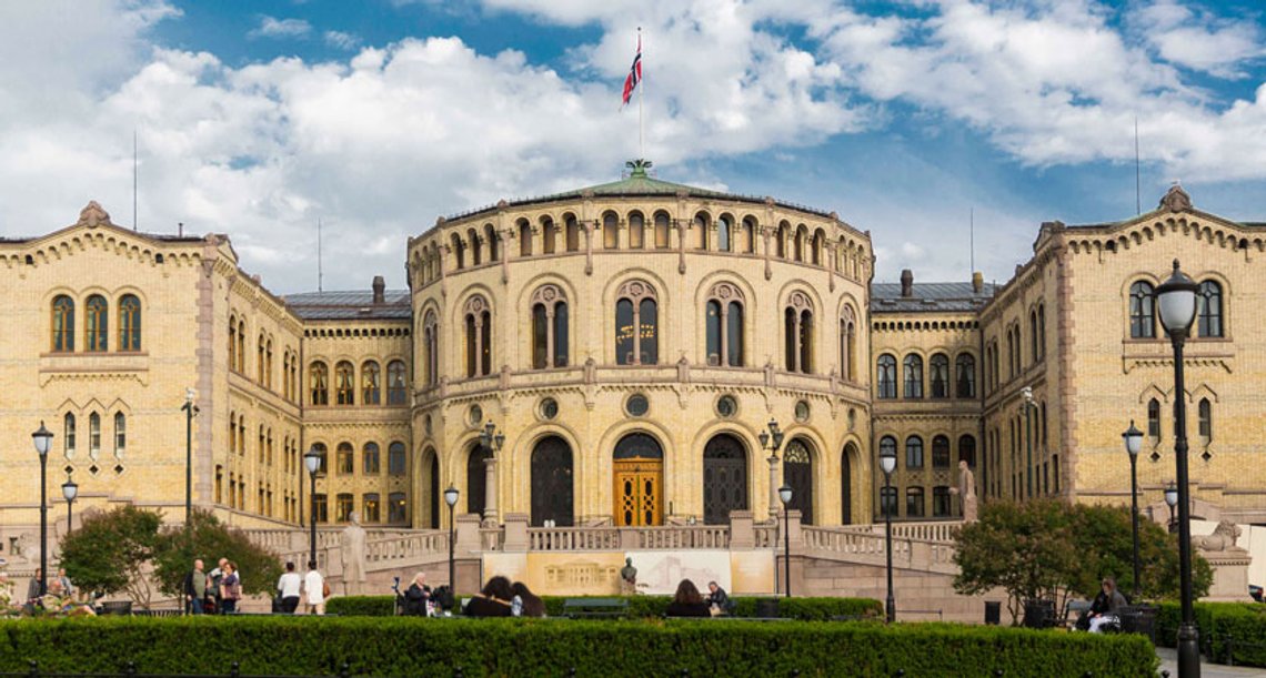 This little building in the tiny country og Norway will save the world. At least according to Norwegian politicians. Photo: Stortinget (The Norwegian Parliament) This little building in the tiny country og Norway will save the world. At least according to Norwegian politicians. Photo: Stortinget (The Norwegian Parliament)