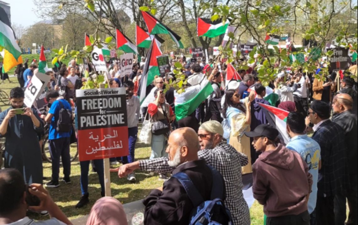 Also in Britsain leftists enter alliances with the jew hating islamists. Photo: X/ Palestine Solidarity Campaign Also in Britsain leftists enter alliances with the jew hating islamists. Photo: X/ Palestine Solidarity Campaign