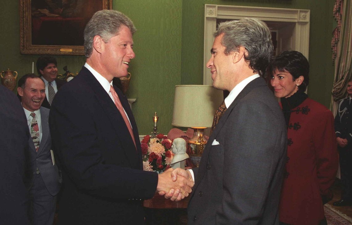 US President Bill Clinton greets Jeffrey Epstein while Ghislaine Maxwell looks on, 29 September 1993. Photo: The White House via Wikimedia. US President Bill Clinton greets Jeffrey Epstein while Ghislaine Maxwell looks on, 29 September 1993. Photo: The White House via Wikimedia.