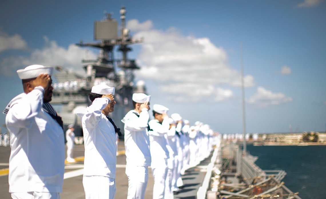 250606-N-MQ780-1541
Sailors man the rails aboard amphibious assault carrier USS Tripoli (LHA 7), as the ship pulls into Pearl Harbor, Hawaii, June 6, 2025. Tripoli is currently underway in the Pacific Ocean forward deploying to Sasebo, Japan as part of a scheduled rotation of force in the Pacific. (U.S. Navy photo by Mass Communication Specialist Seaman Angel Conde) 250606-N-MQ780-1541
Sailors man the rails aboard amphibious assault carrier USS Tripoli (LHA 7), as the ship pulls into Pearl Harbor, Hawaii, June 6, 2025. Tripoli is currently underway in the Pacific Ocean forward deploying to Sasebo, Japan as part of a scheduled rotation of force in the Pacific. (U.S. Navy photo by Mass Communication Specialist Seaman Angel Conde)