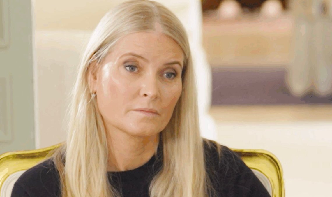 Crown Princess Mette-Marit with the defensive expression she displayed in the interview with NRK. Screenshot. Crown Princess Mette-Marit with the defensive expression she displayed in the interview with NRK. Screenshot.