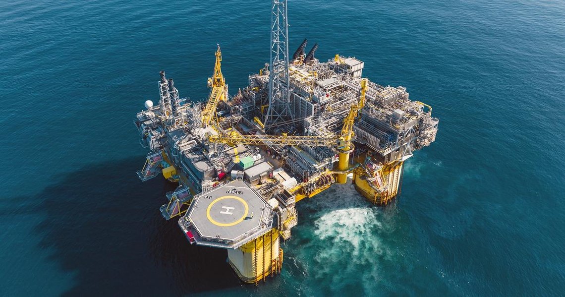 A Norwegian oil platform in the North Sea seen from the air. Photo: Equinor A Norwegian oil platform in the North Sea seen from the air. Photo: Equinor