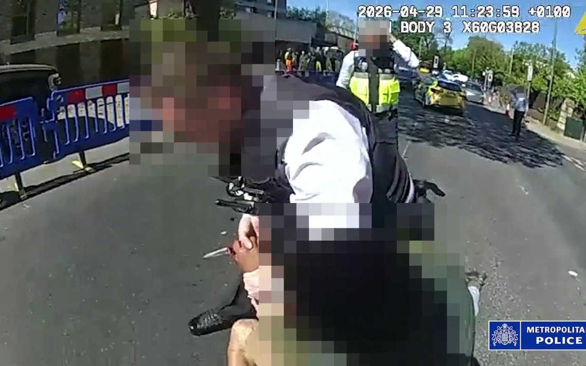 Police body cam shows moment Golders Green suspect Tasered. Police body cam shows moment Golders Green suspect Tasered.