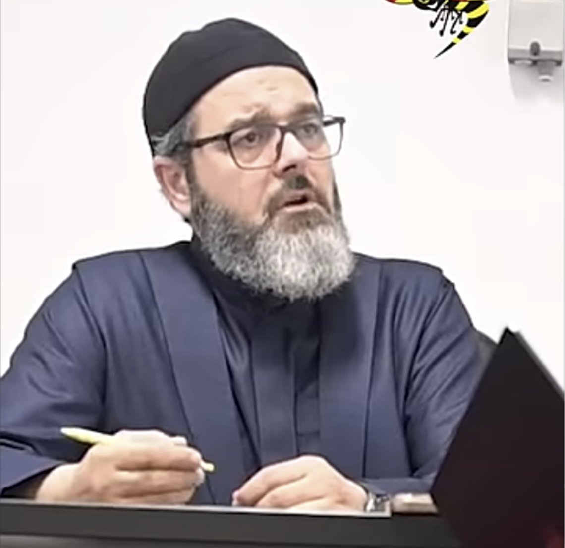 Imam Moustafa Alsayed calls on Muslims in Sweden to hate and kill non-Muslims. Photo: Screenshot video YouTube/Expressen Imam Moustafa Alsayed calls on Muslims in Sweden to hate and kill non-Muslims. Photo: Screenshot video YouTube/Expressen