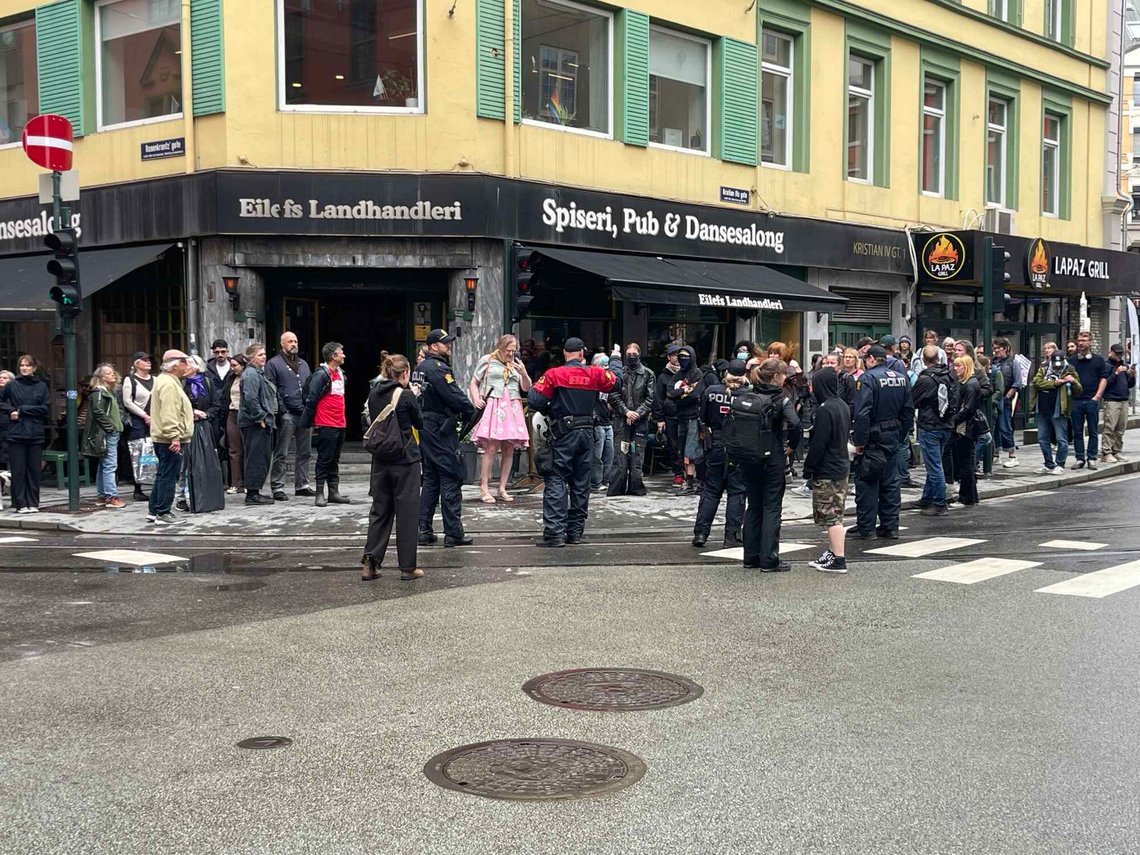 A strong police presence ensured that the demonstrators stayed in line. Photo: Document A strong police presence ensured that the demonstrators stayed in line. Photo: Document