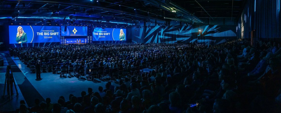 Oslo Business Forum 2025 fills the hall for “The Big Shift,” marking its 10th anniversary with a packed audience and a large-scale stage production. Photo by Oslo Business Forum Oslo Business Forum 2025 fills the hall for “The Big Shift,” marking its 10th anniversary with a packed audience and a large-scale stage production. Photo by Oslo Business Forum