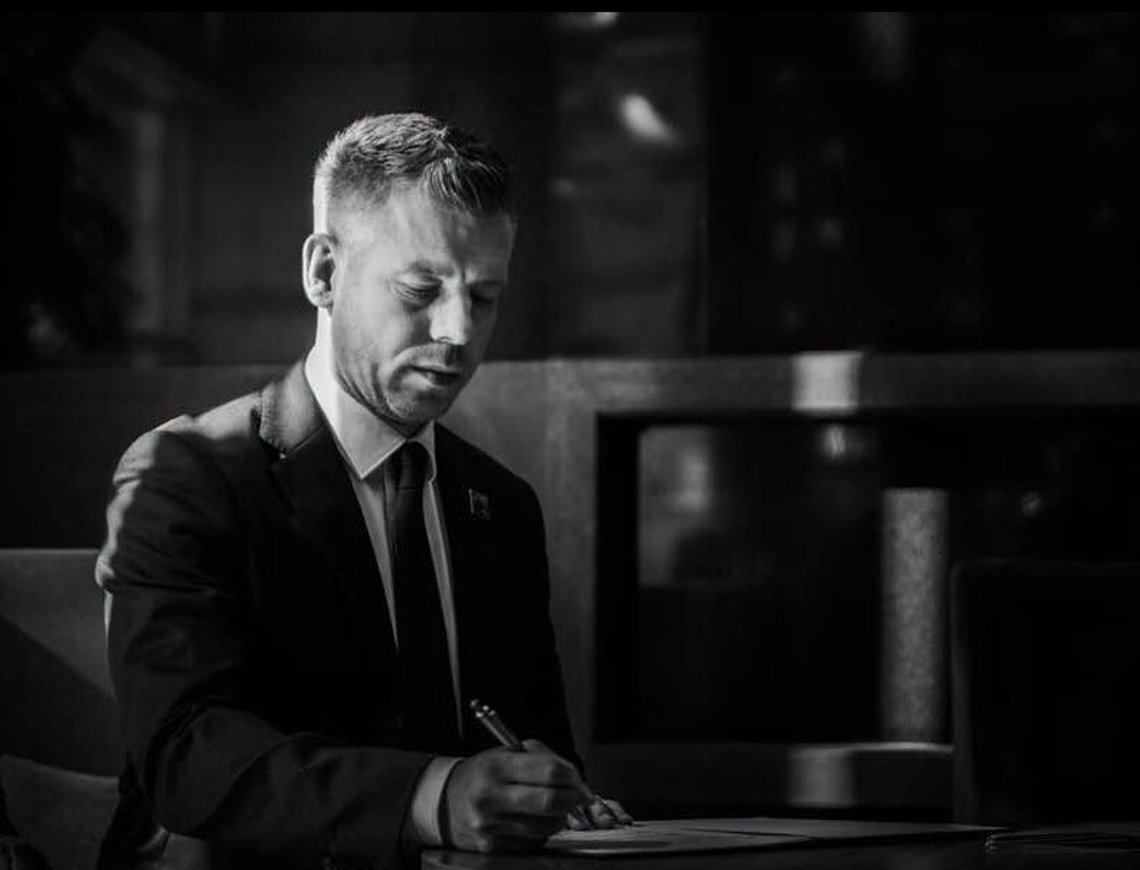 Hungary’s new Prime Minister Péter Magyar at work. Photo: Facebook / Magyar Hungary’s new Prime Minister Péter Magyar at work. Photo: Facebook / Magyar