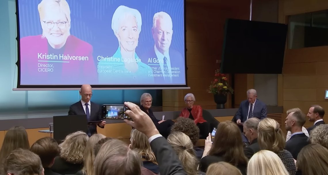 Norges Bank Climate Conference in Oslo on 21 October 2025, attended by, among others, Government Pension Fund Global CEO Nicolai Tangen, Governor of Norges Bank Ida Wolden Bache, Crown Prince Haakon, European Central Bank President Christine Lagarde and former US Vice-President Al Gore. The global economy must transition to low emissions, Wolden Bache said, apparently in all seriousness, in her first annual address in 2023. Video still. Norges Bank Climate Conference in Oslo on 21 October 2025, attended by, among others, Government Pension Fund Global CEO Nicolai Tangen, Governor of Norges Bank Ida Wolden Bache, Crown Prince Haakon, European Central Bank President Christine Lagarde and former US Vice-President Al Gore. The global economy must transition to low emissions, Wolden Bache said, apparently in all seriousness, in her first annual address in 2023. Video still.