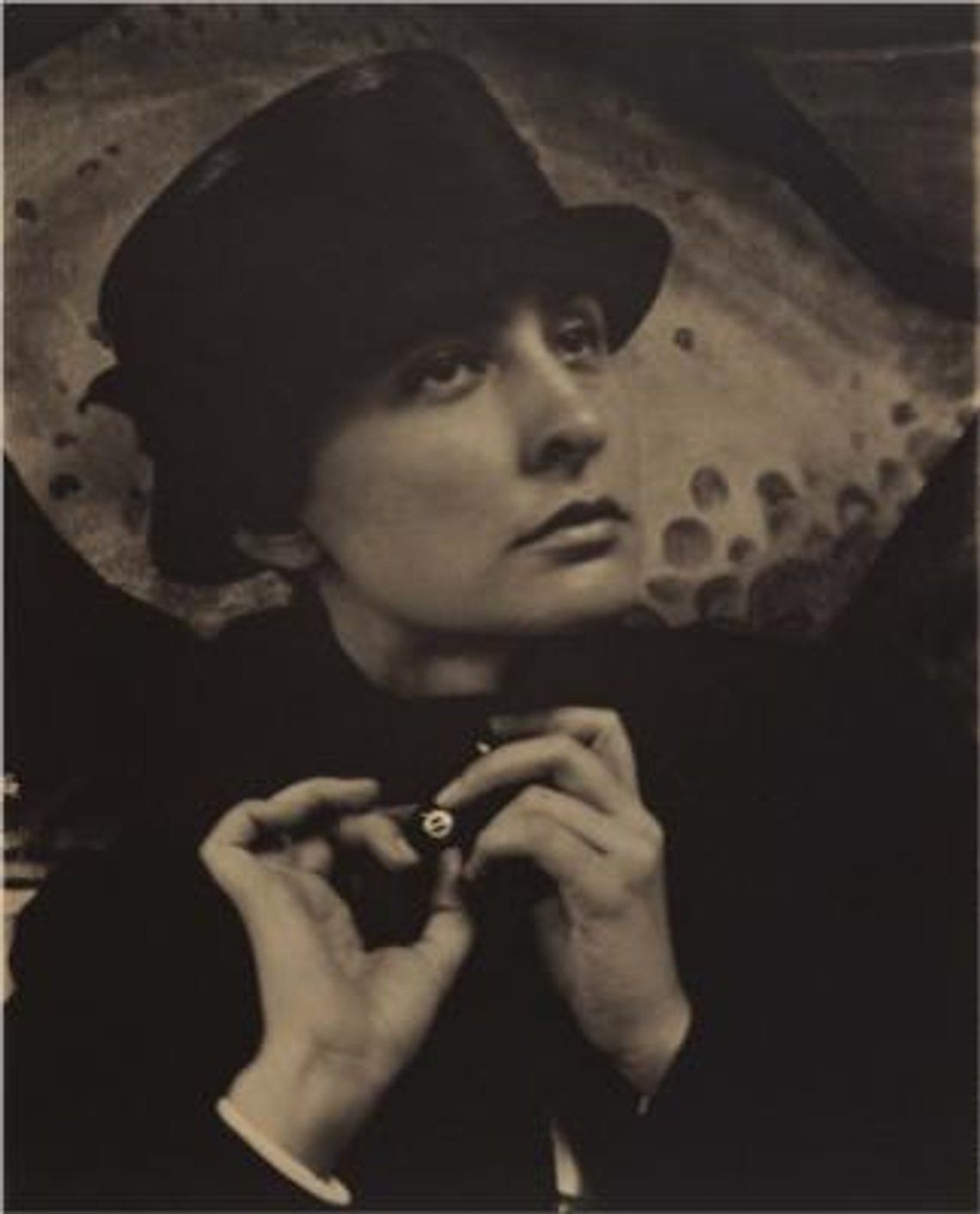 georgia-o-keeffe.jpg!Portrait