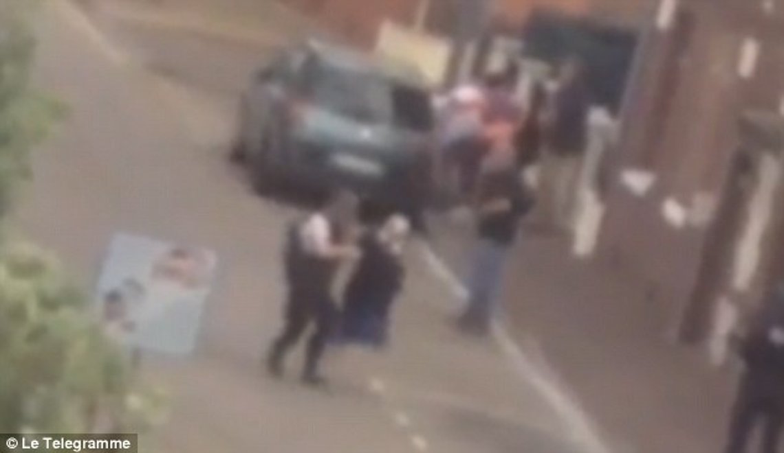 normandie.terrorist.hostage