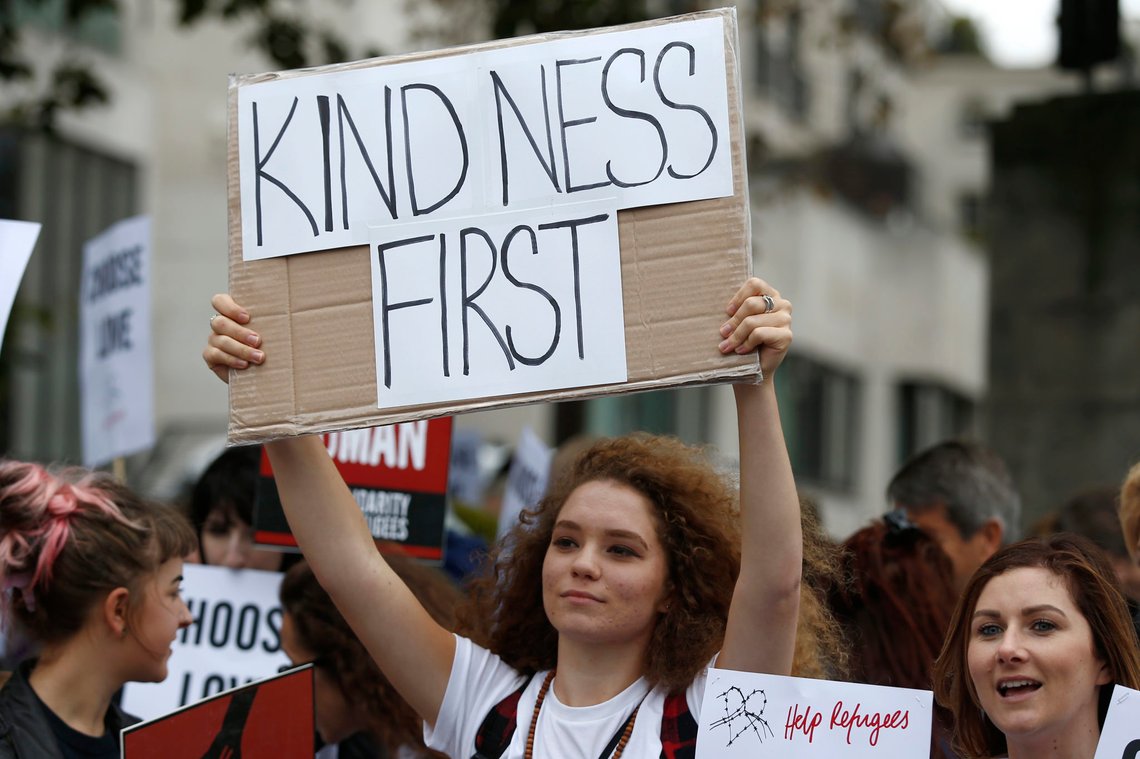 Demonstrators including refugees march to the Houses of Parliament, during an Amnesty International protest in support of refugees, in London, Britain September 17, 2016. REUTERS/Peter Nicholls Demonstrators including refugees march to the Houses of Parliament, during an Amnesty International protest in support of refugees, in London, Britain September 17, 2016. REUTERS/Peter Nicholls