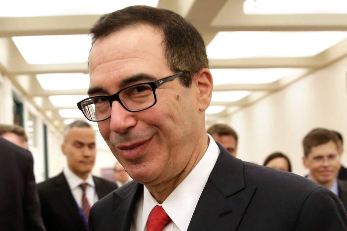 U.S. Treasury Secretary Steven Mnuchin arrives to meet with China's Finance Minister Xiao Jie during the IMF/World Bank spring meetings in Washington, U.S., April 21, 2017. REUTERS/Yuri Gripas U.S. Treasury Secretary Steven Mnuchin arrives to meet with China's Finance Minister Xiao Jie during the IMF/World Bank spring meetings in Washington, U.S., April 21, 2017. REUTERS/Yuri Gripas