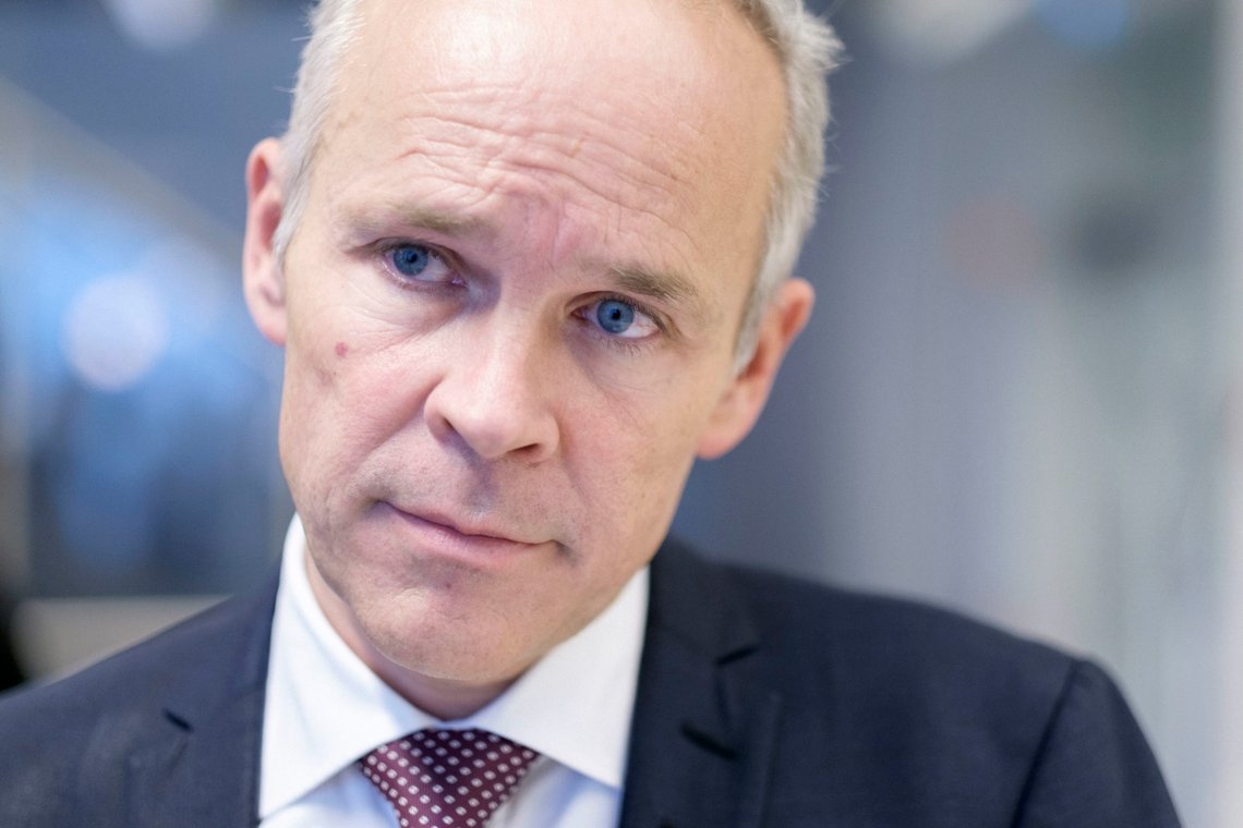 Oslo 20151202.
Kommunal- og moderniseringsminister Jan Tore Sanner (H). Regjeringen orienterer om arbeidet med økte asylankomster i Justis- og beredskapsdepartementet i Nydalen i Oslo.
Foto: Ole Gunnar Onsøien / NTB scanpix Oslo 20151202.
Kommunal- og moderniseringsminister Jan Tore Sanner (H). Regjeringen orienterer om arbeidet med økte asylankomster i Justis- og beredskapsdepartementet i Nydalen i Oslo.
Foto: Ole Gunnar Onsøien / NTB scanpix