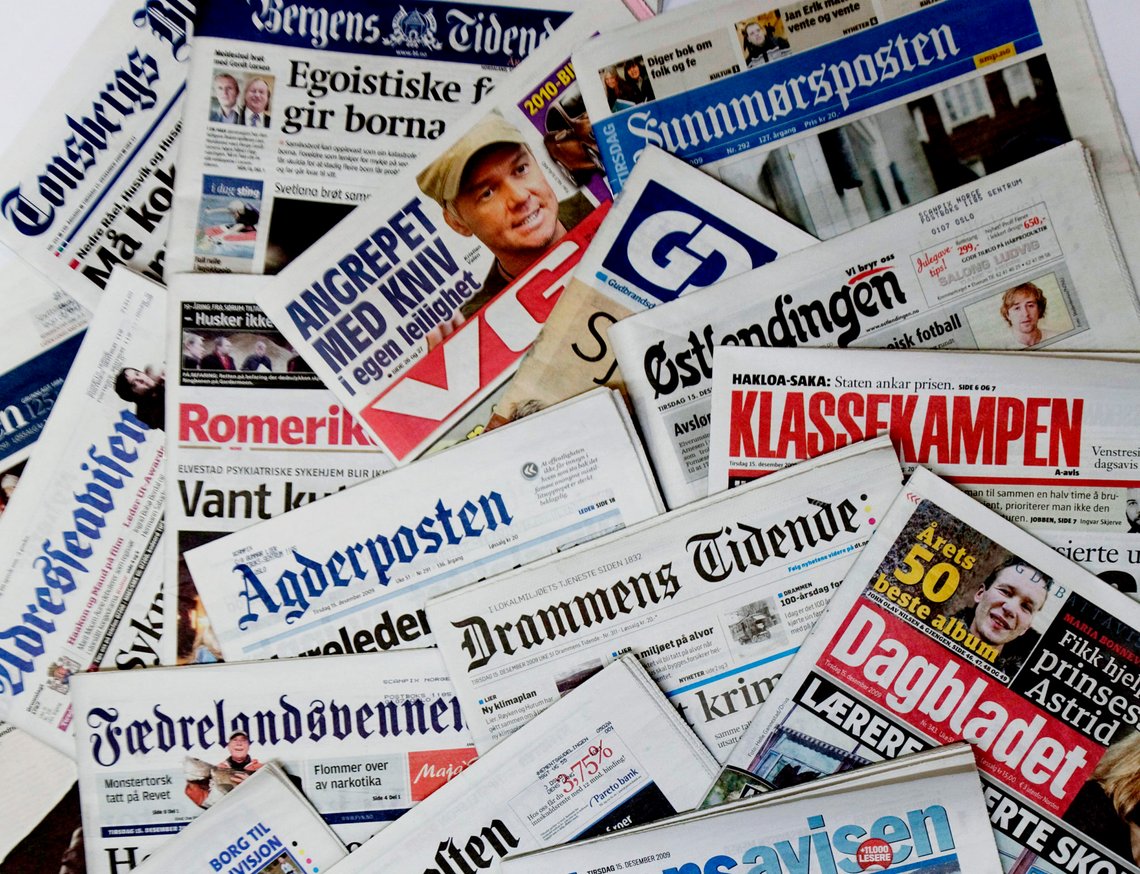 Oslo 20091216.
Illustrasjon, collage av norske aviser, dagspresse, bl.a. Nationen, Vårt Land, Dagbladet, Finansavisen, Varden, Aftenposten, VG, Sunnmørsposten, Klassekampen, Agderposten, Drammens tidende.
Foto: Stian Lysberg Solum / SCANPIX Oslo 20091216.
Illustrasjon, collage av norske aviser, dagspresse, bl.a. Nationen, Vårt Land, Dagbladet, Finansavisen, Varden, Aftenposten, VG, Sunnmørsposten, Klassekampen, Agderposten, Drammens tidende.
Foto: Stian Lysberg Solum / SCANPIX