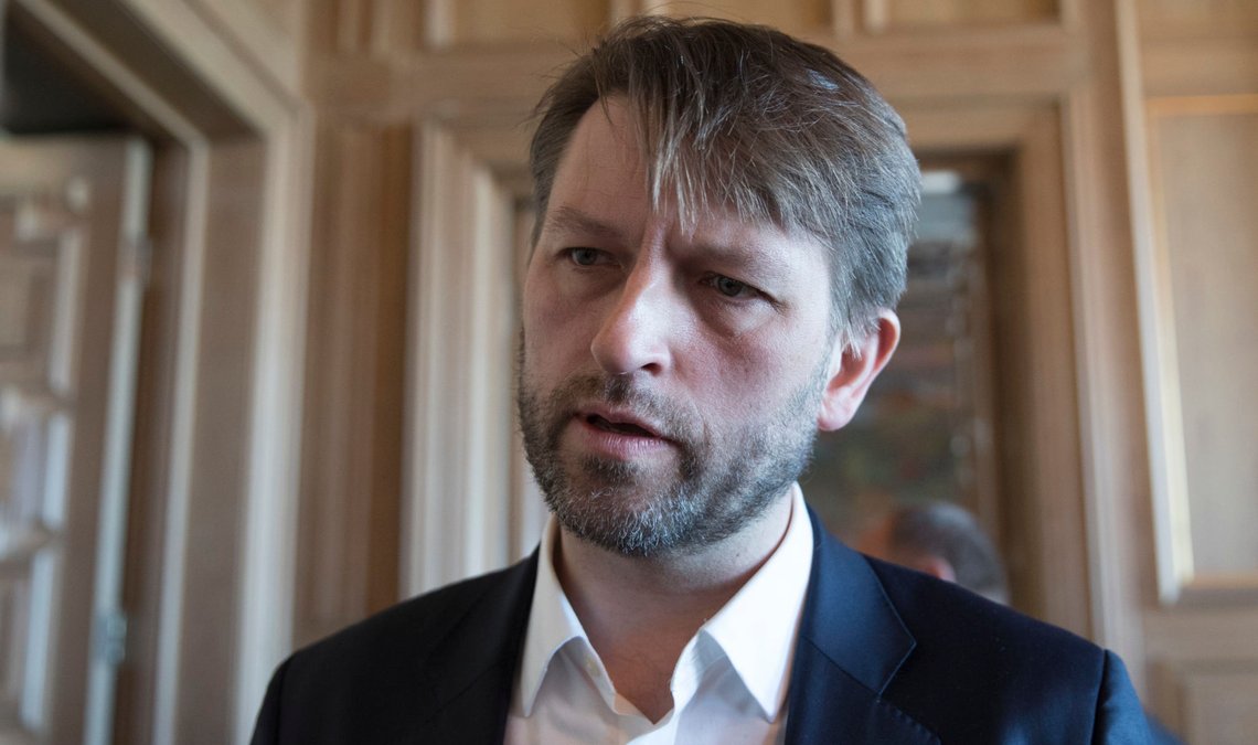 Oslo 20170426.
Eirik Lae Solberg (H) er tilstede når Byrådet i Oslo presenterer oppkjøp av Hafslund.
Foto: Terje Pedersen / NTB scanpix Oslo 20170426.
Eirik Lae Solberg (H) er tilstede når Byrådet i Oslo presenterer oppkjøp av Hafslund.
Foto: Terje Pedersen / NTB scanpix