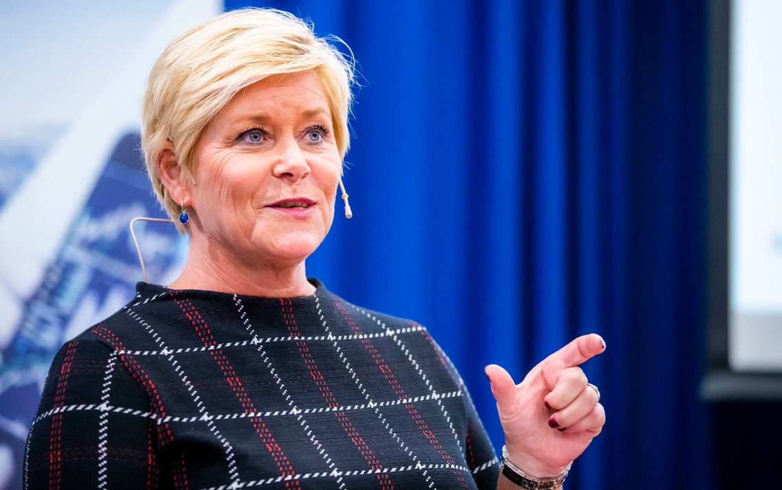 Oslo 20191007.
Finansminister Siv Jensen (Frp) møter pressen etter fremleggelsen av regjeringens forslag til statsbudsjett for 2020.
Foto: Håkon Mosvold Larsen / NTB scanpix Oslo 20191007.
Finansminister Siv Jensen (Frp) møter pressen etter fremleggelsen av regjeringens forslag til statsbudsjett for 2020.
Foto: Håkon Mosvold Larsen / NTB scanpix