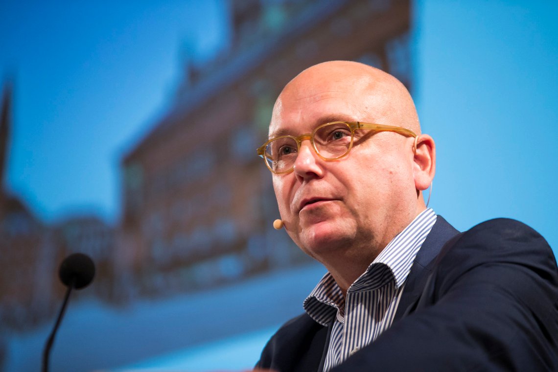 OSLO 20160927.
Sårbarhetskonferansen 2016.
Situasjonsbildet i Europa. Trender og utviklingstrek v/ forskningsdirektør Forsvarshögskolan Dr. Magnus Ranstorp
Foto: Berit Roald / NTB scanpix OSLO 20160927.
Sårbarhetskonferansen 2016.
Situasjonsbildet i Europa. Trender og utviklingstrek v/ forskningsdirektør Forsvarshögskolan Dr. Magnus Ranstorp
Foto: Berit Roald / NTB scanpix